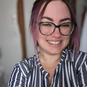 Meet your Posher, Danahé